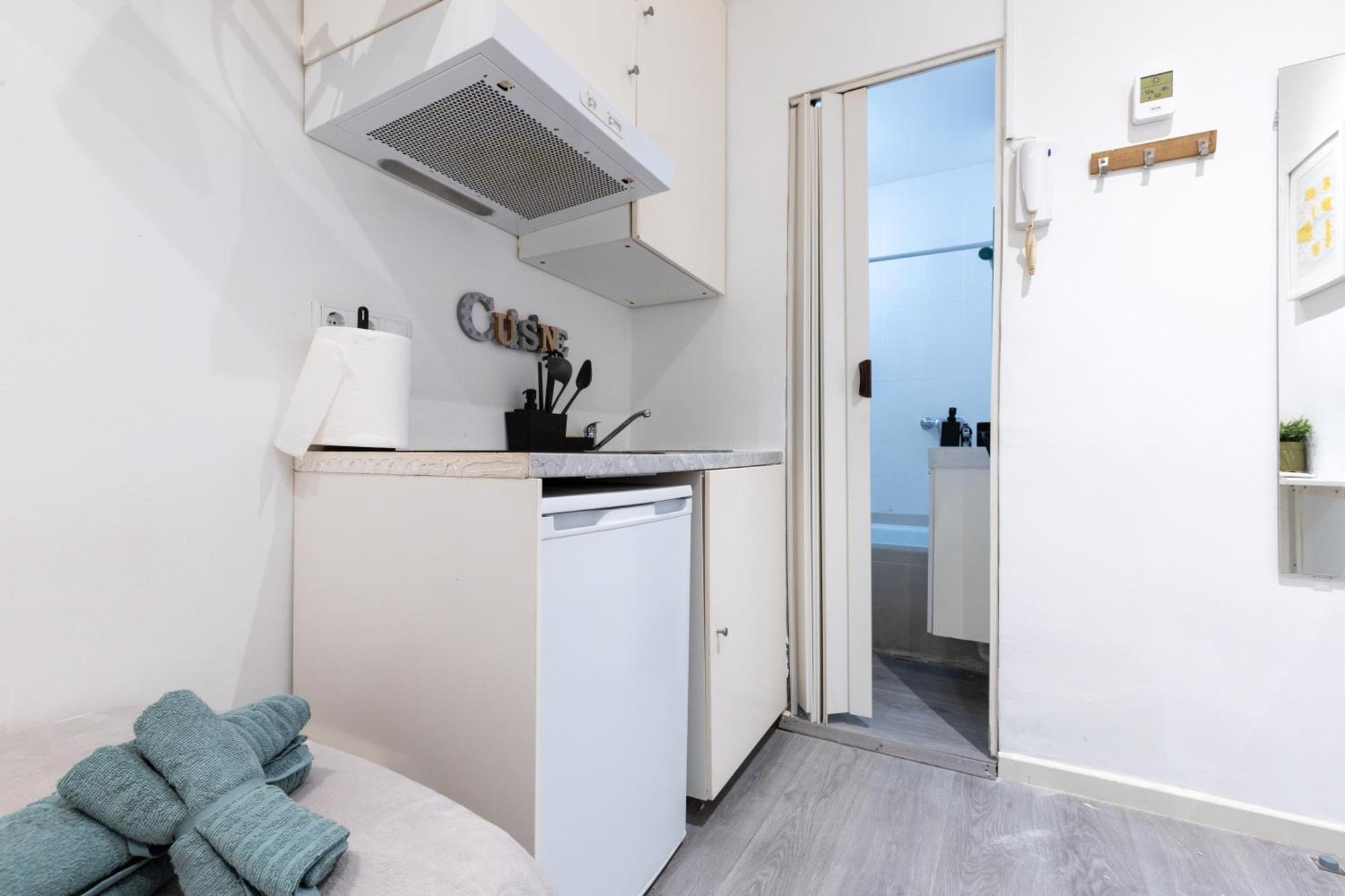 Petit Estudio En Madrid , Centro, 2 Pax, Wi-Fi & Tv Kültér fotó